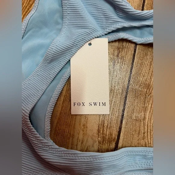 NWT WHITE FOX BOUTIQUE Palm Springs Top & bottom in Baby Blue Rib - Picture 9 of 10